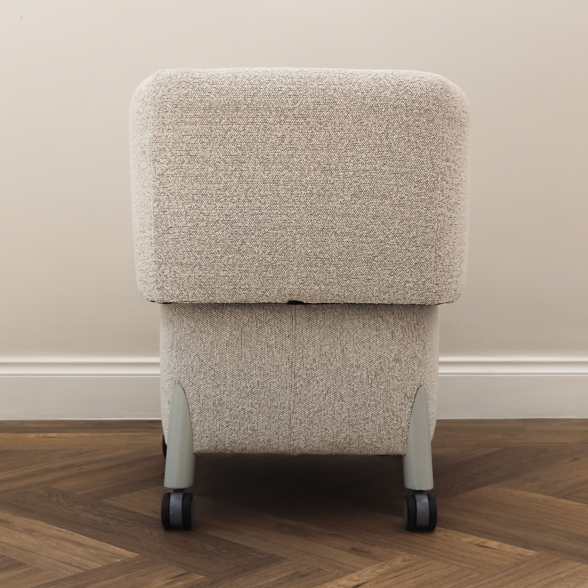 Rocket Chair - full back - Image 6